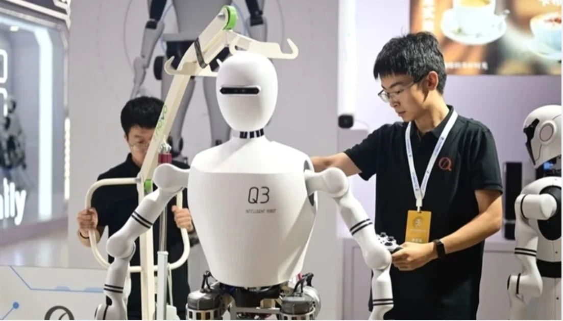 تسلا تستعد لتسريع إنتاج الروبوتات الشبيهة بالبشر